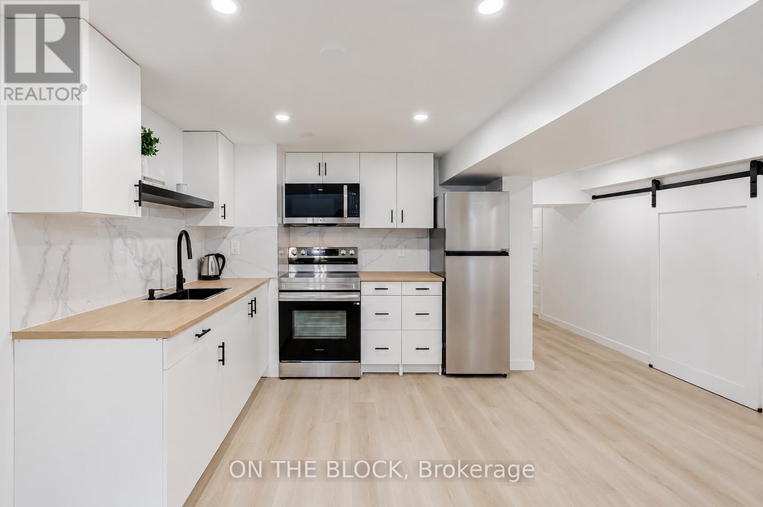 #lower - 34 Henley Crescent, Toronto, Ontario  M9W 2W9 - Photo 12 - W13115558