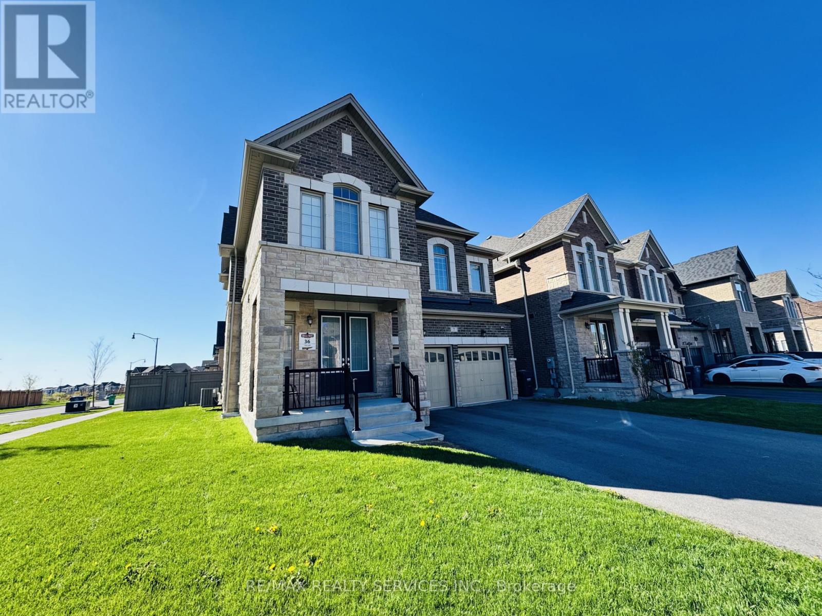 7 Zeus Gate, Brampton, Ontario  L6R 4C1 - Photo 4 - W13115562