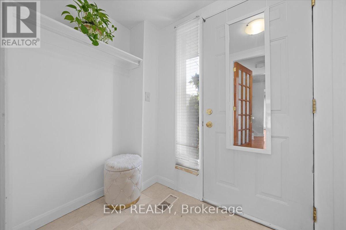 1745 Heatherington Road, Ottawa, Ontario  K1V 8T8 - Photo 4 - X13115140