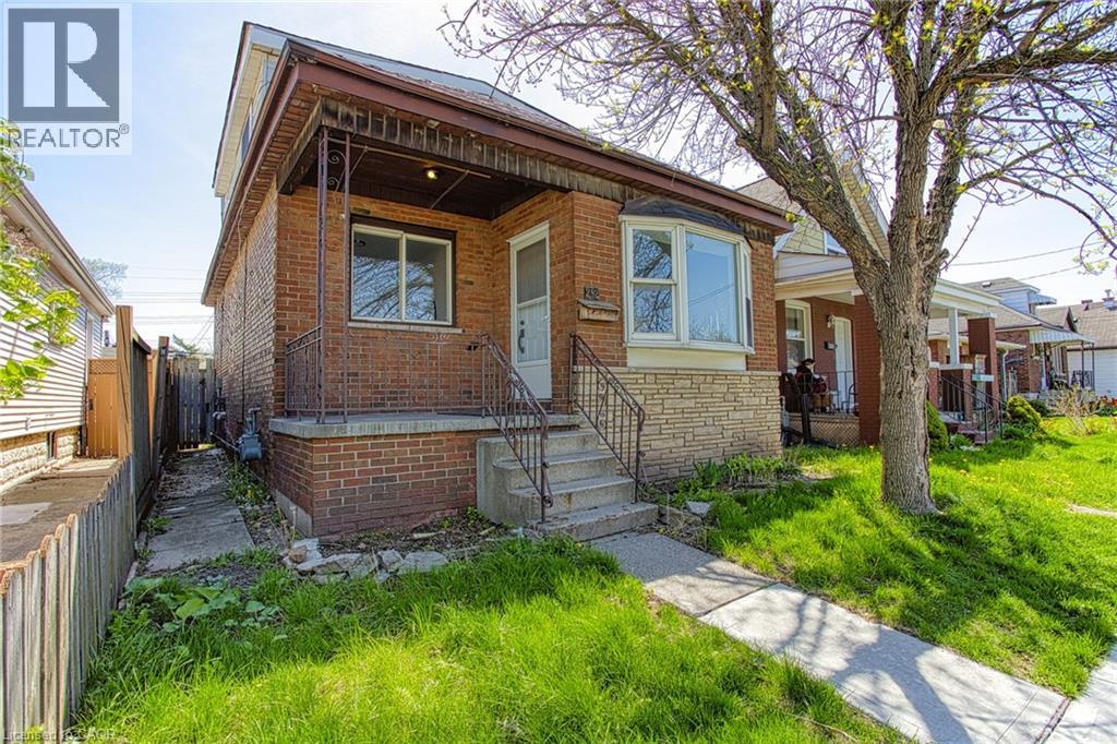 292 Fairfield Avenue, Hamilton, Ontario  L8H 5H6 - Photo 3 - 40828180