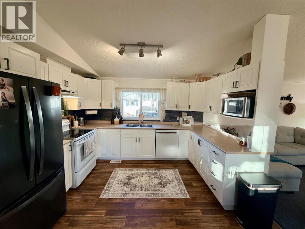 11106 98 Ave, La Crete, Alberta  T0H 2H0 - Photo 13 - A2310364