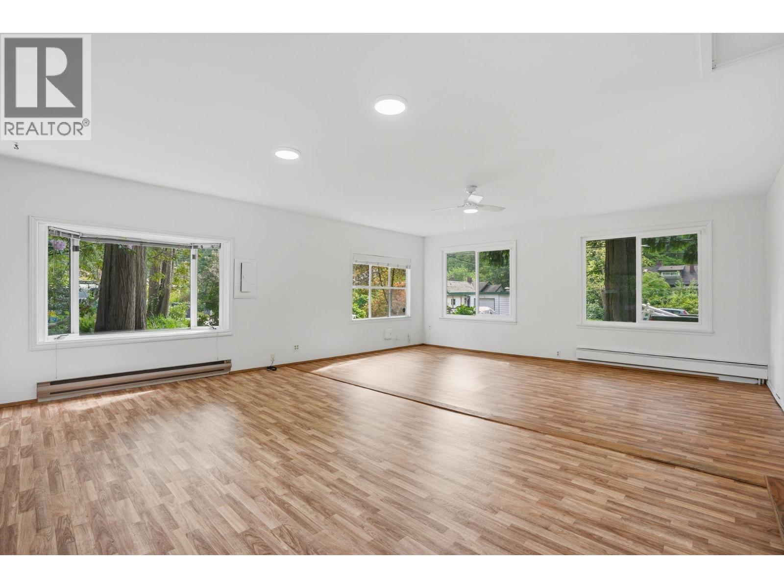 909 Seymour Boulevard, North Vancouver, British Columbia  V7J 2J7 - Photo 16 - R3122219