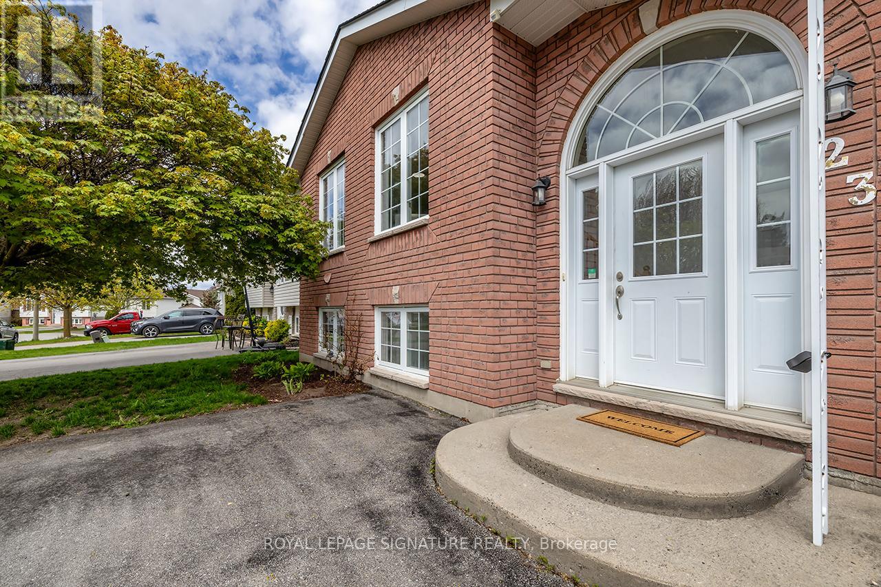 23 Faraday Gardens, Belleville, Ontario  K8P 5J5 - Photo 2 - X13115332
