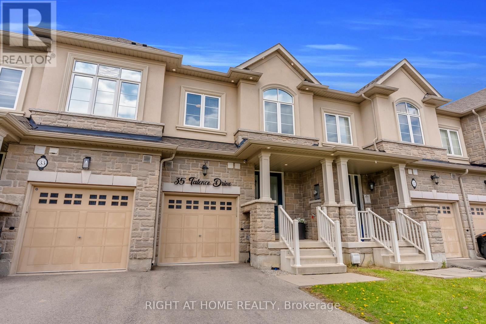 35 Talence Drive, Hamilton, Ontario  L8J 0L2 - Photo 3 - X13115484