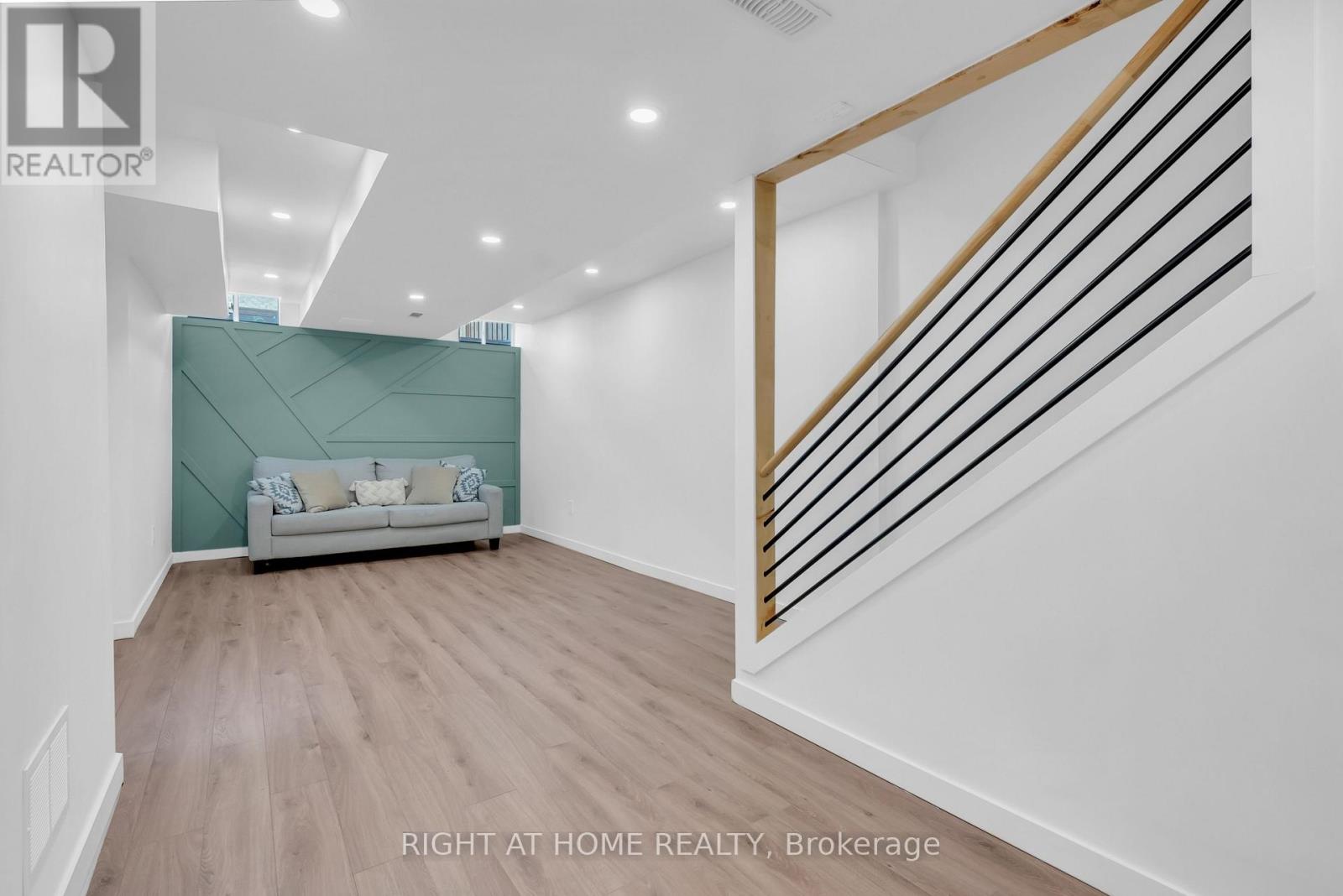35 Talence Drive, Hamilton, Ontario  L8J 0L2 - Photo 38 - X13115484