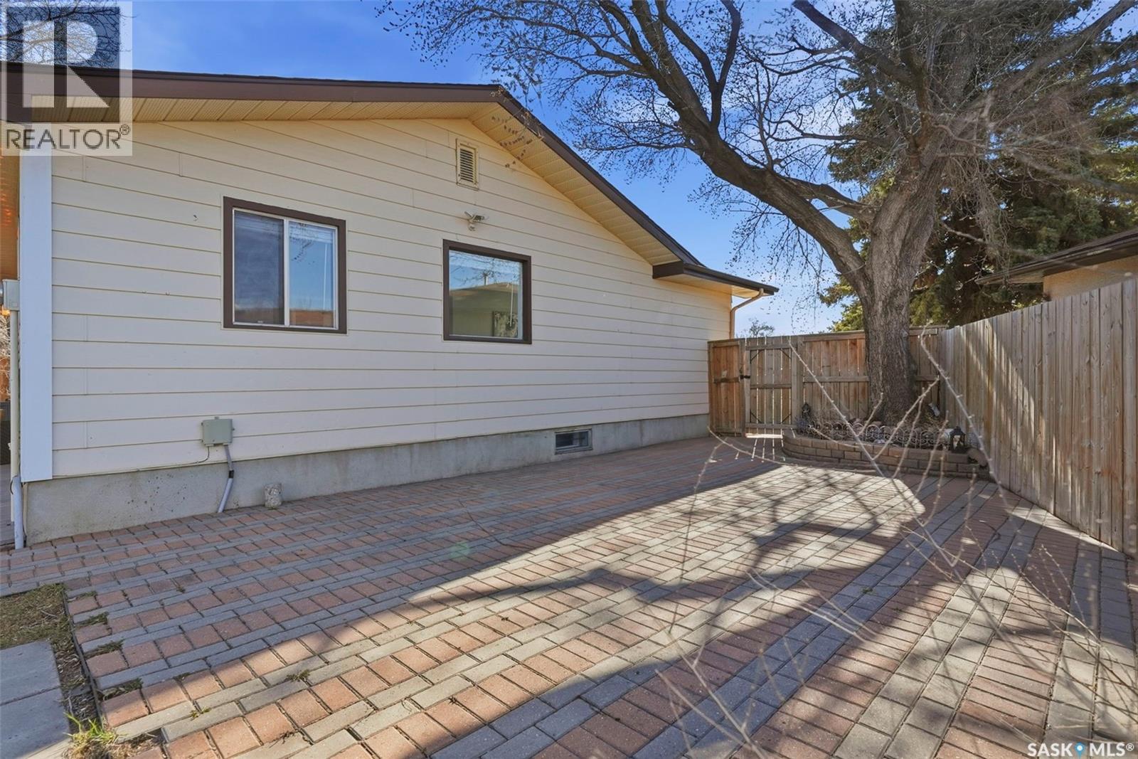 18 Mackie Crescent, Saskatoon, Saskatchewan  S7L 3V3 - Photo 32 - SK035659