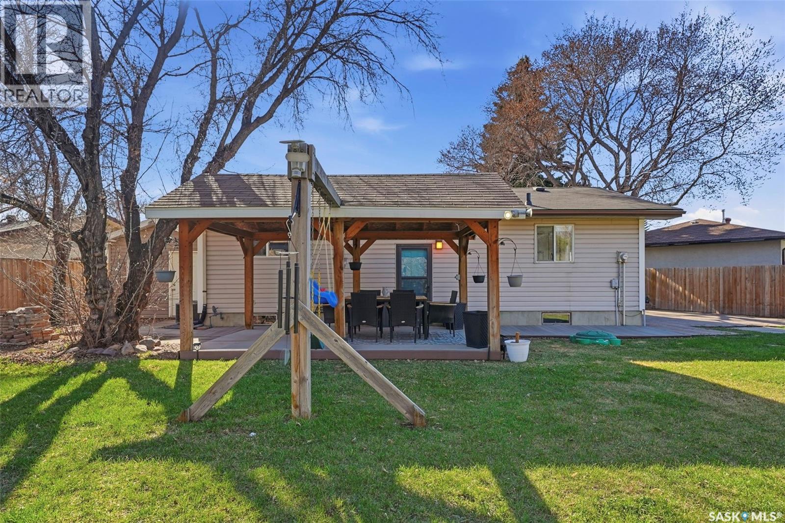 18 Mackie Crescent, Saskatoon, Saskatchewan  S7L 3V3 - Photo 34 - SK035659