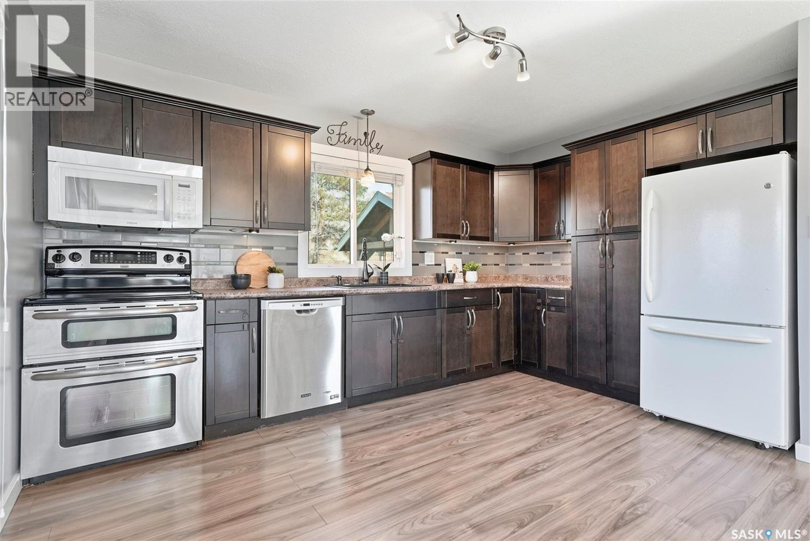 18 Mackie Crescent, Saskatoon, Saskatchewan  S7L 3V3 - Photo 9 - SK035659