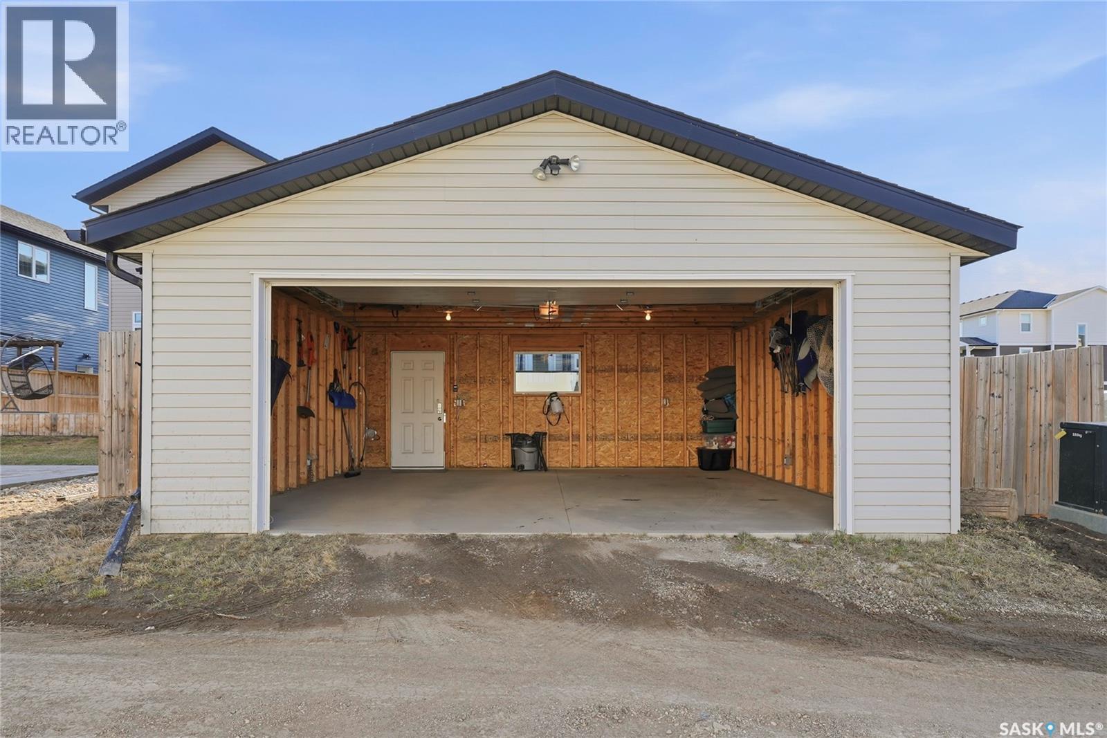 534 Maple Crescent, Warman, Saskatchewan  S0K 4S2 - Photo 3 - SK035537