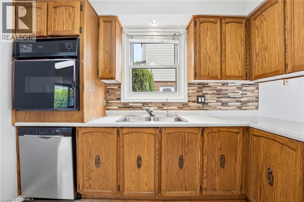 343 Brantwood Park Road, Brantford, Ontario  N3P 1G7 - Photo 12 - 40829287
