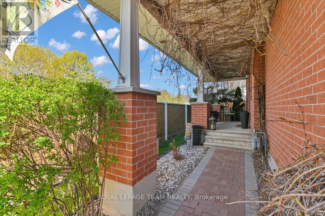 81 Ambiance Drive, Ottawa, Ontario  K2G 6Y3 - Photo 3 - X13115872