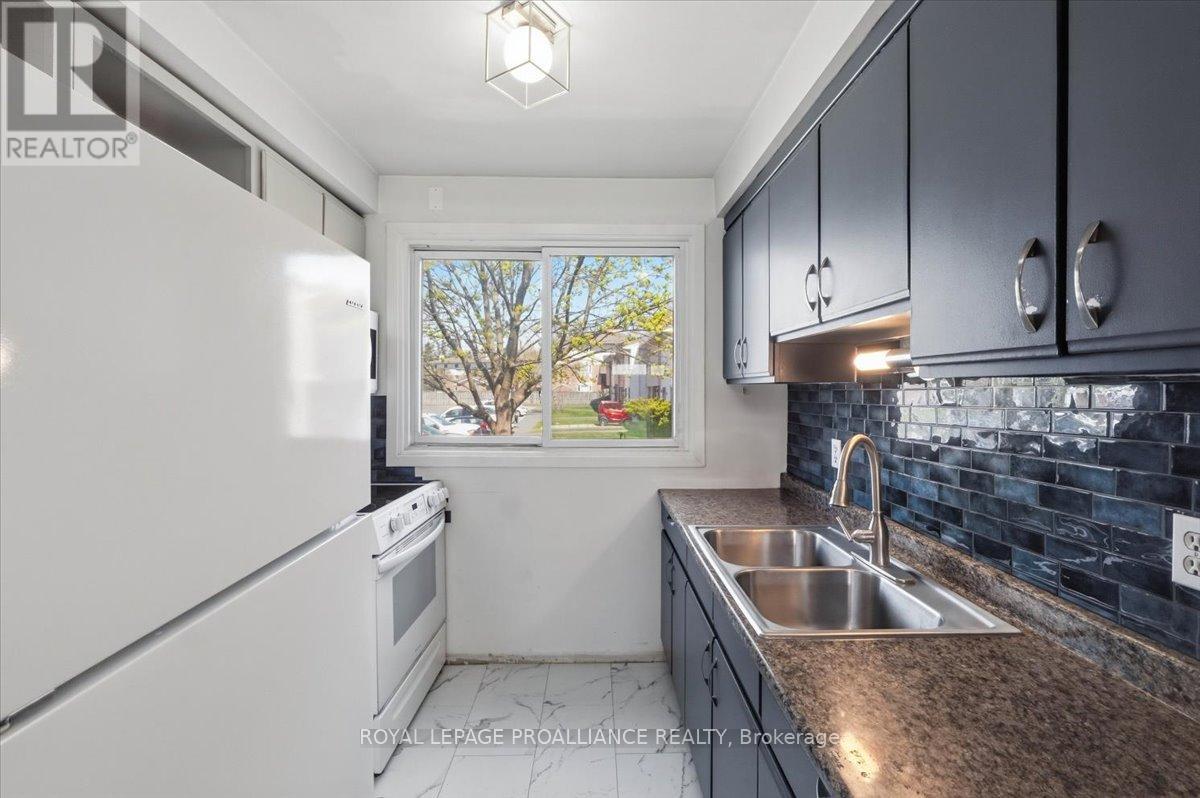 G - 209 North Park Street, Belleville, Ontario  K8P 4T9 - Photo 10 - X12886520