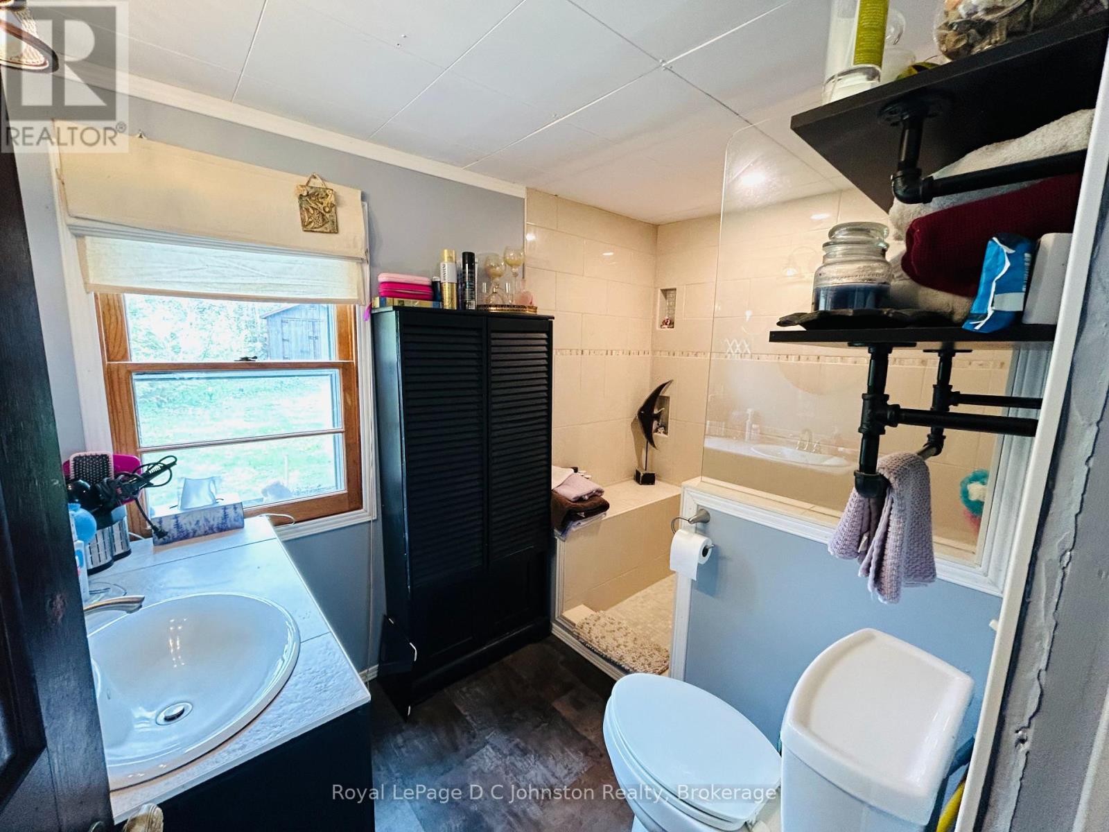 305 Bruce Rd 13, Native Leased Lands, Ontario  N0H 2L0 - Photo 16 - X13100672