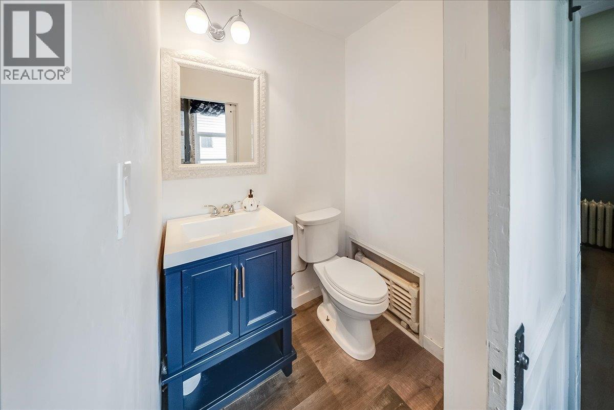1430 Third Avenue, Trail, British Columbia  V1R 1P6 - Photo 29 - 10386881
