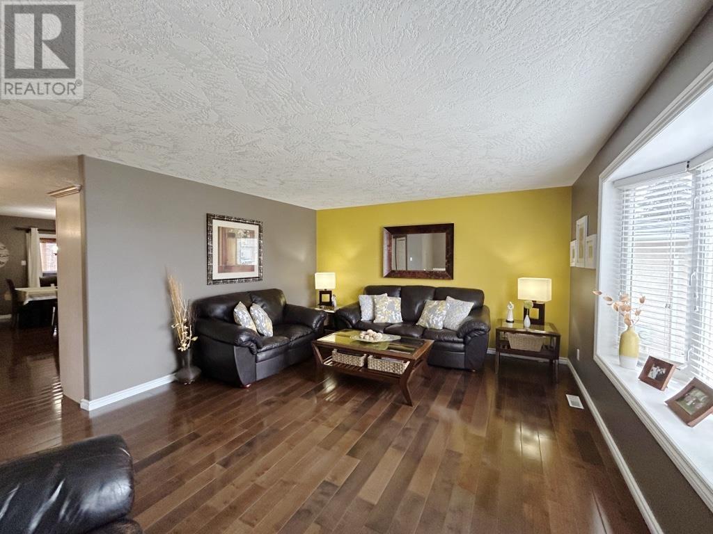 912 Kaitlyn Drive, Fort Frances, Ontario  P9A 3X4 - Photo 12 - TB2600995