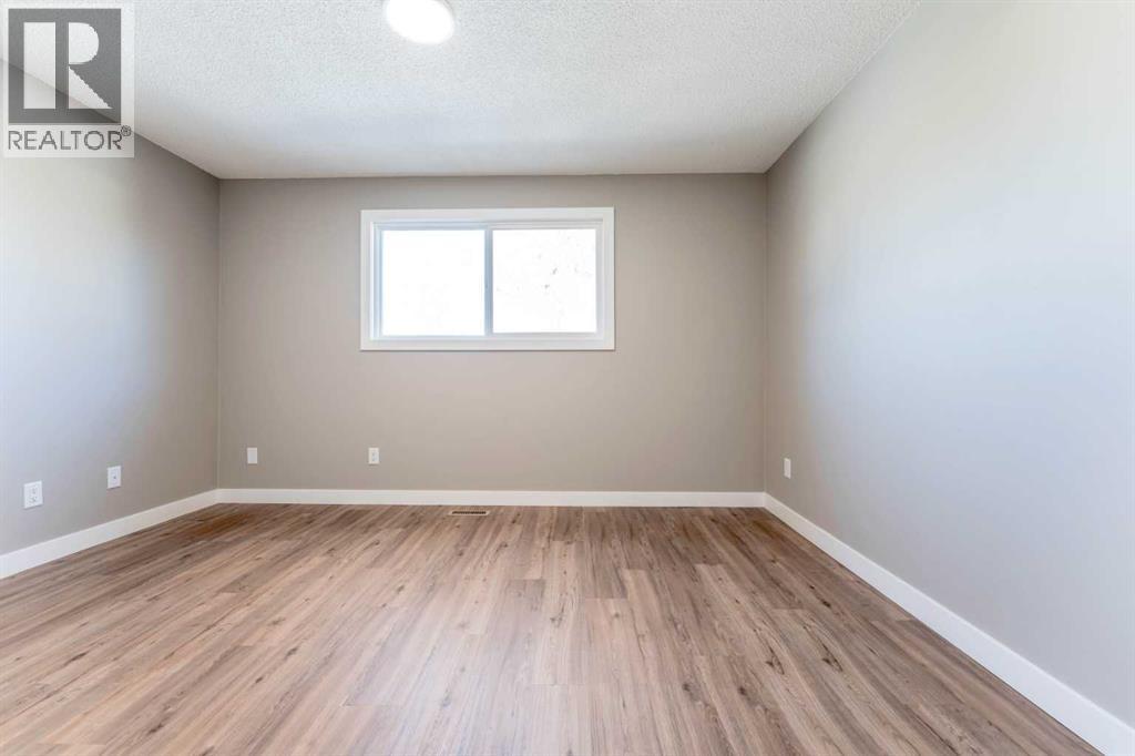25 Osborne Street, Red Deer, Alberta  T4N 5C1 - Photo 27 - A2308733