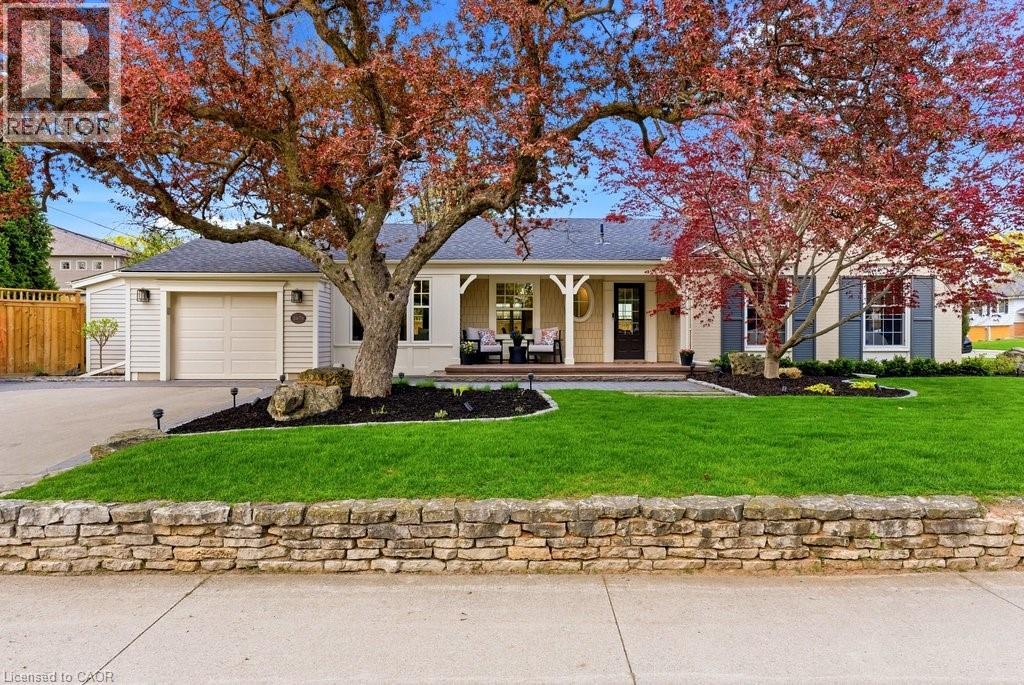 2079 GARY Crescent, Burlington, Ontario
