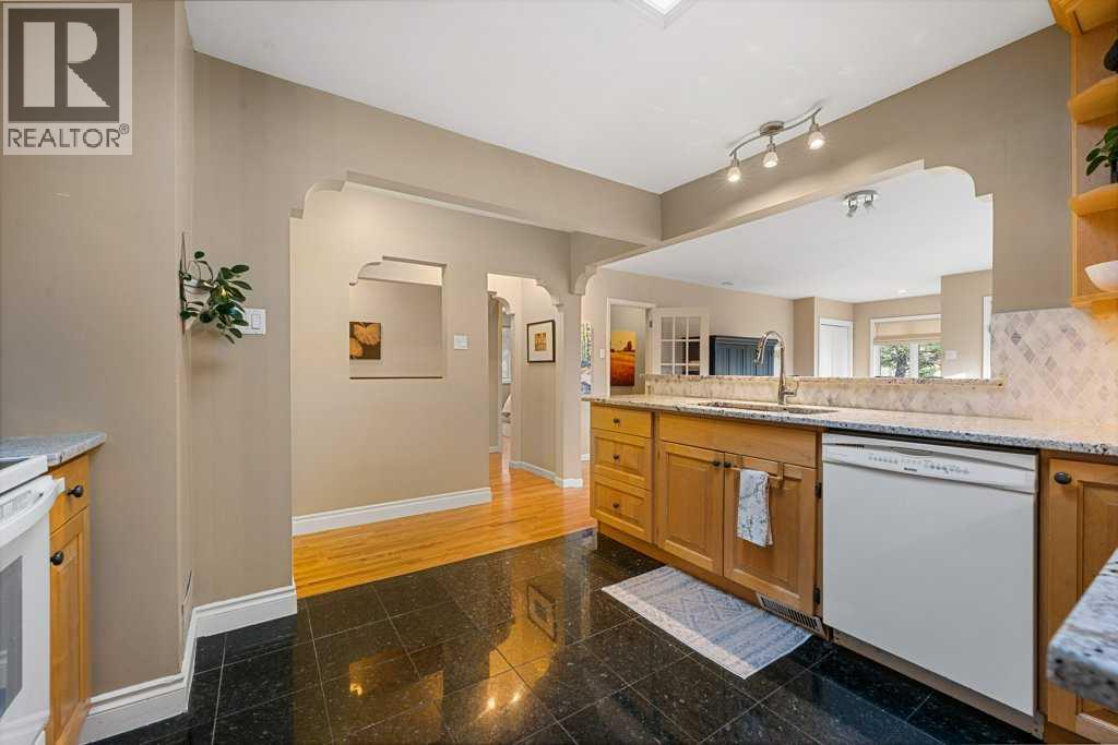 3204 24a Street SW, Calgary, Alberta  T3C 1W7 - Photo 18 - A2297003