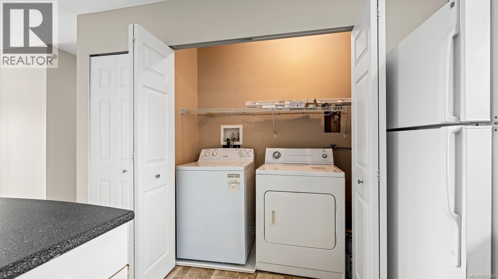 303 2767 Muir Rd, Courtenay, British Columbia  V9N 9A1 - Photo 6 - 1036369