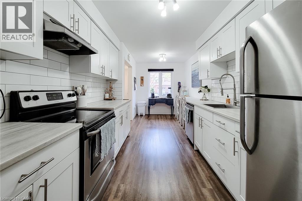 7 Davidson Boulevard Unit# 14, Dundas, Ontario  L9H 6Y7 - Photo 15 - 40828479