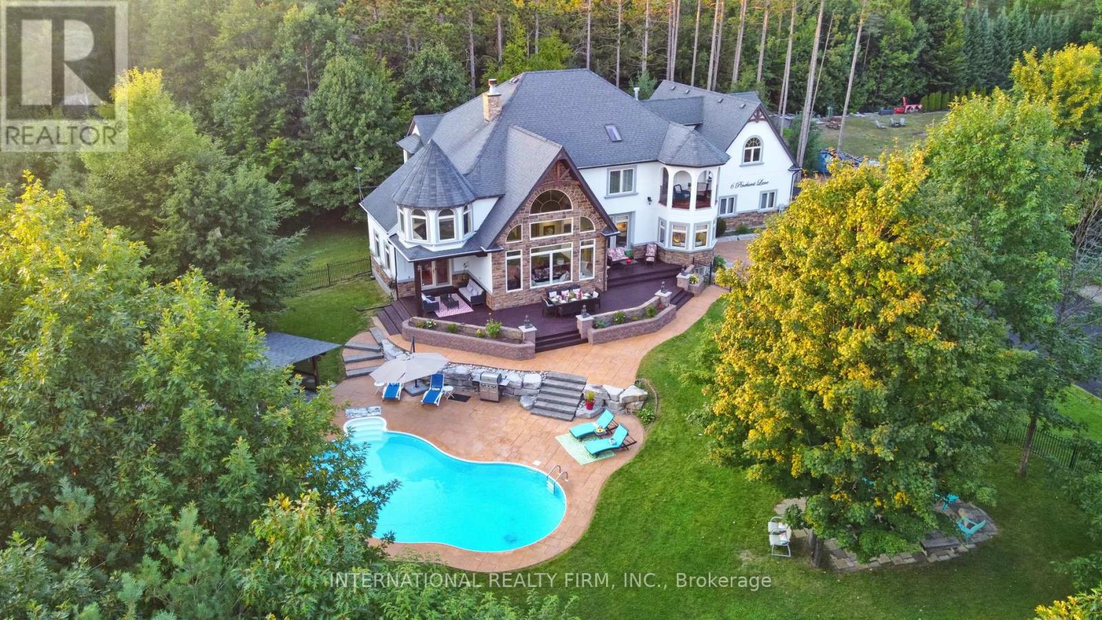 6 Pinehurst Lane, Springwater, Ontario  L9X 0C7 - Photo 1 - S13112938