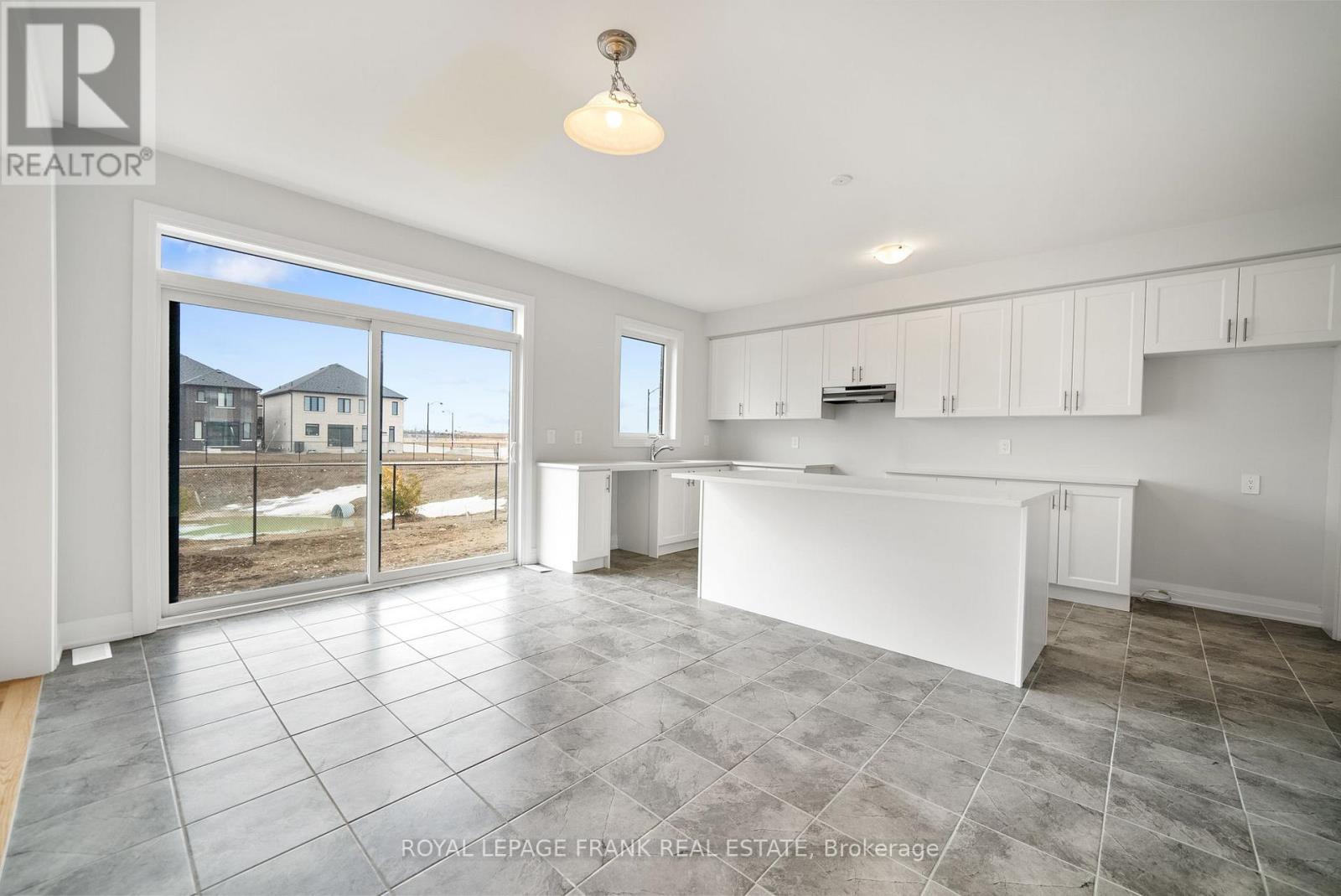 7 Walters Street, Kawartha Lakes, Ontario  K9V 0S2 - Photo 17 - X13115776