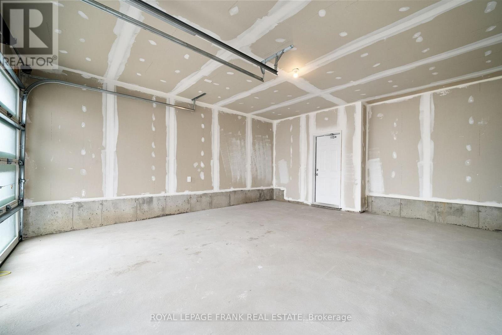 7 Walters Street, Kawartha Lakes, Ontario  K9V 0S2 - Photo 43 - X13115776