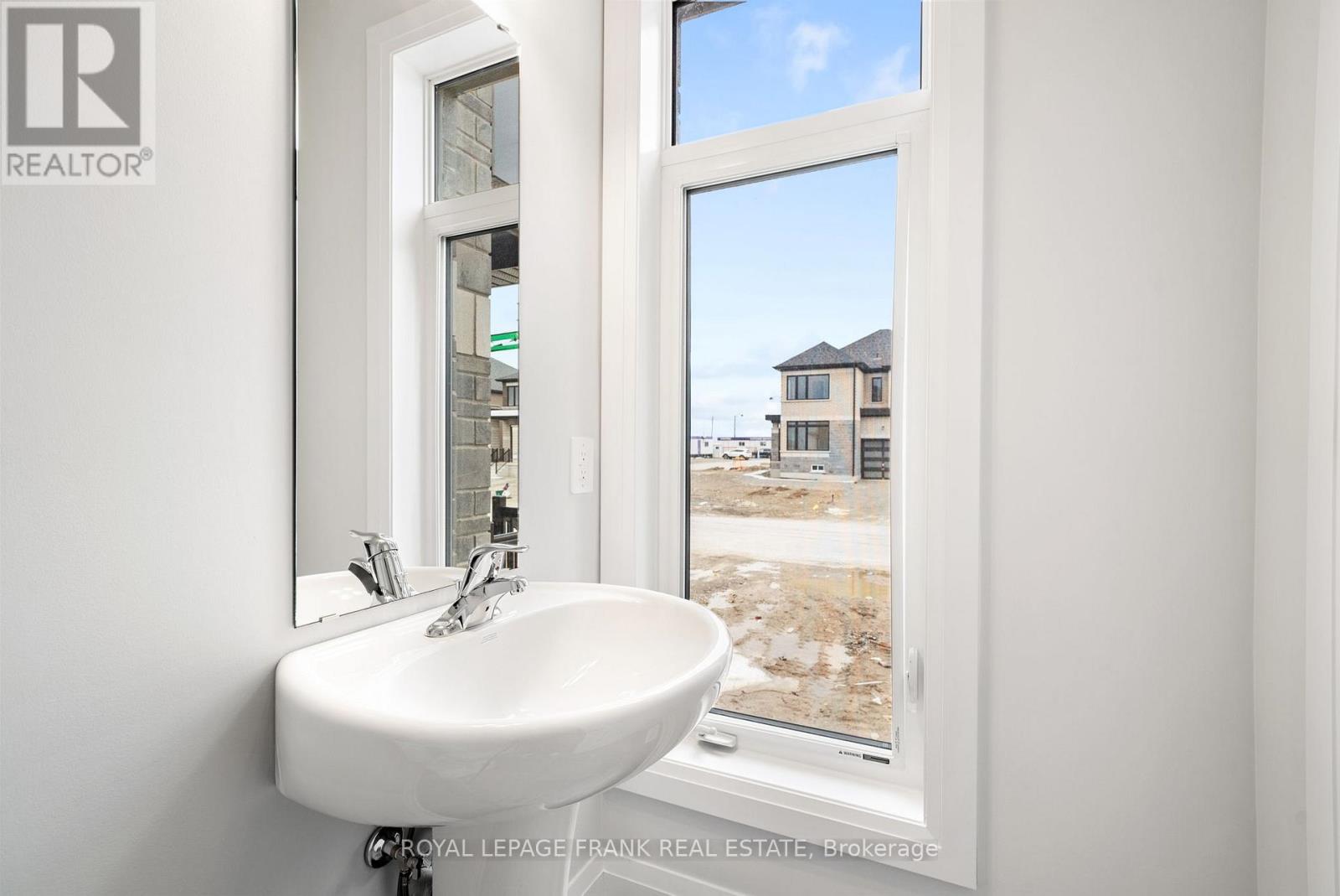 7 Walters Street, Kawartha Lakes, Ontario  K9V 0S2 - Photo 6 - X13115776