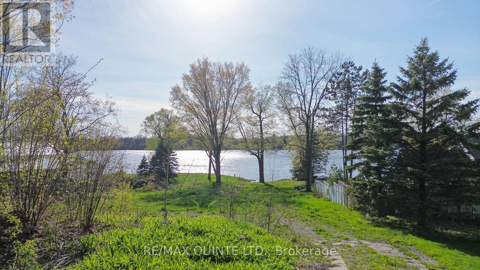 12570 Loyalist Parkway, Prince Edward County, Ontario  K0K 2T0 - Photo 5 - X13115786