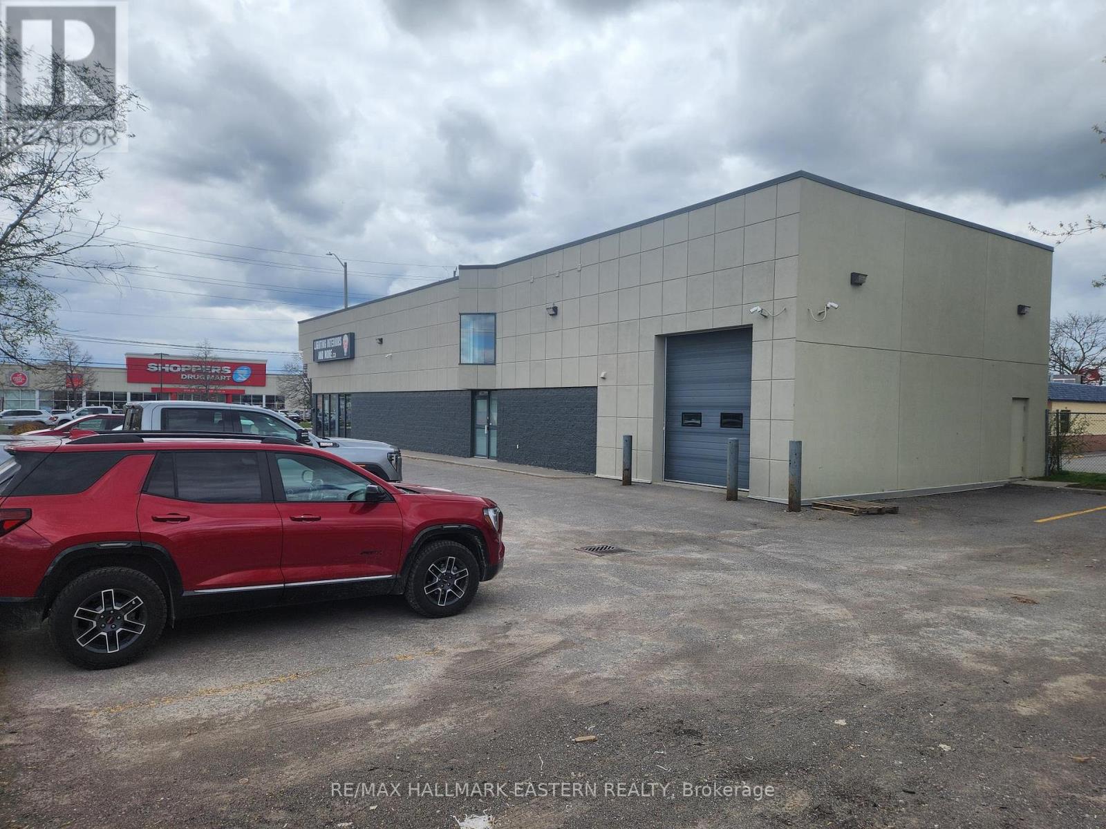 746 Lansdowne Street W, Peterborough, Ontario  K9J 1Z3 - Photo 3 - X13115796