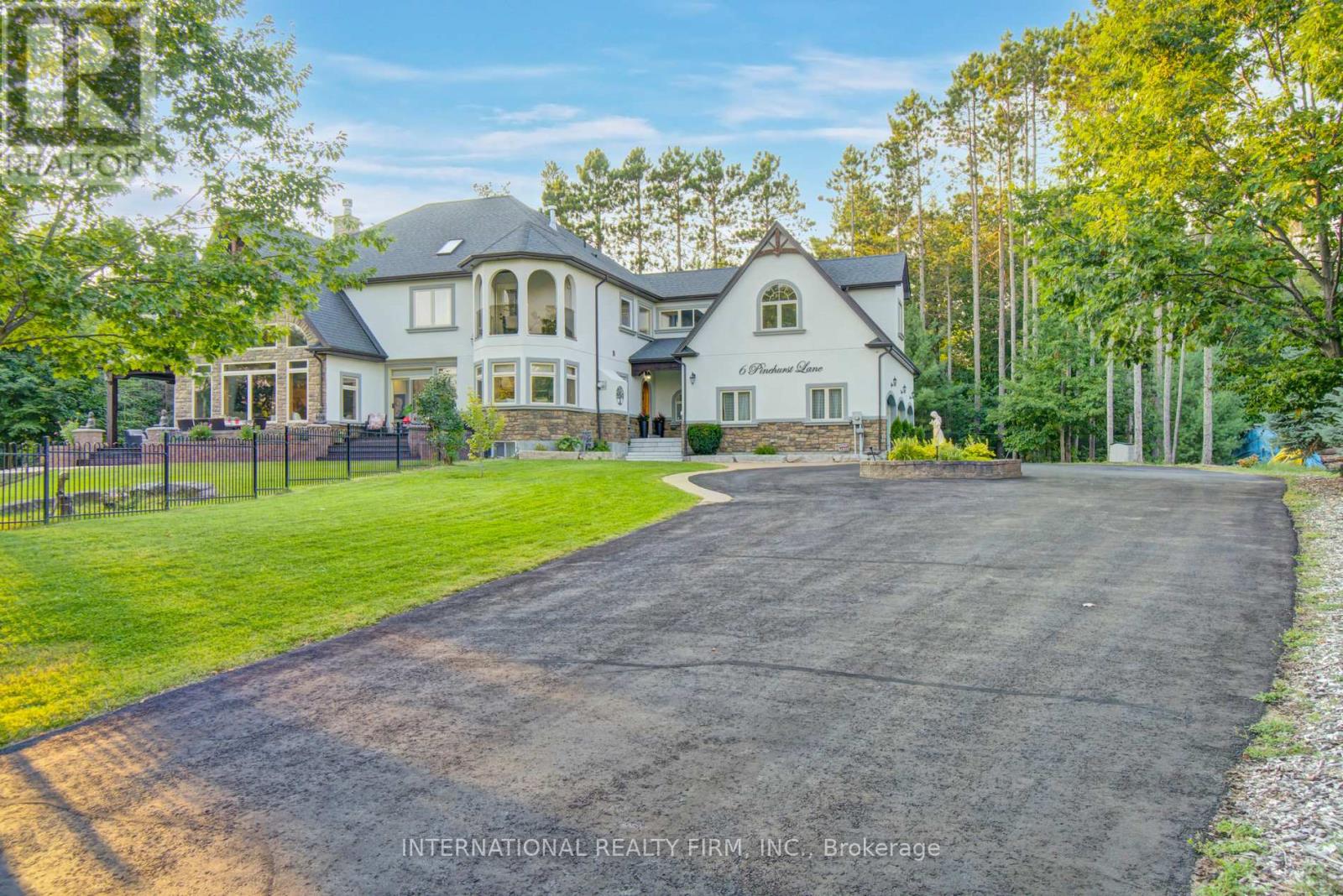 6 Pinehurst Lane, Springwater, Ontario  L9X 0C7 - Photo 5 - S13112938