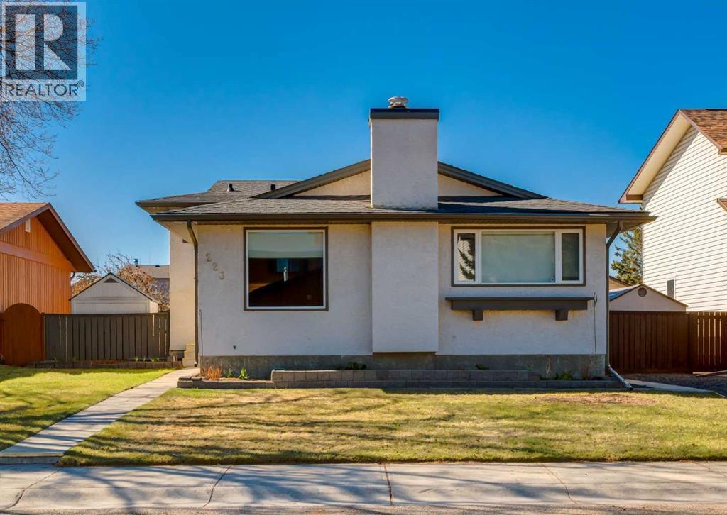 223 Cedarwood Road SW, Calgary, Alberta
