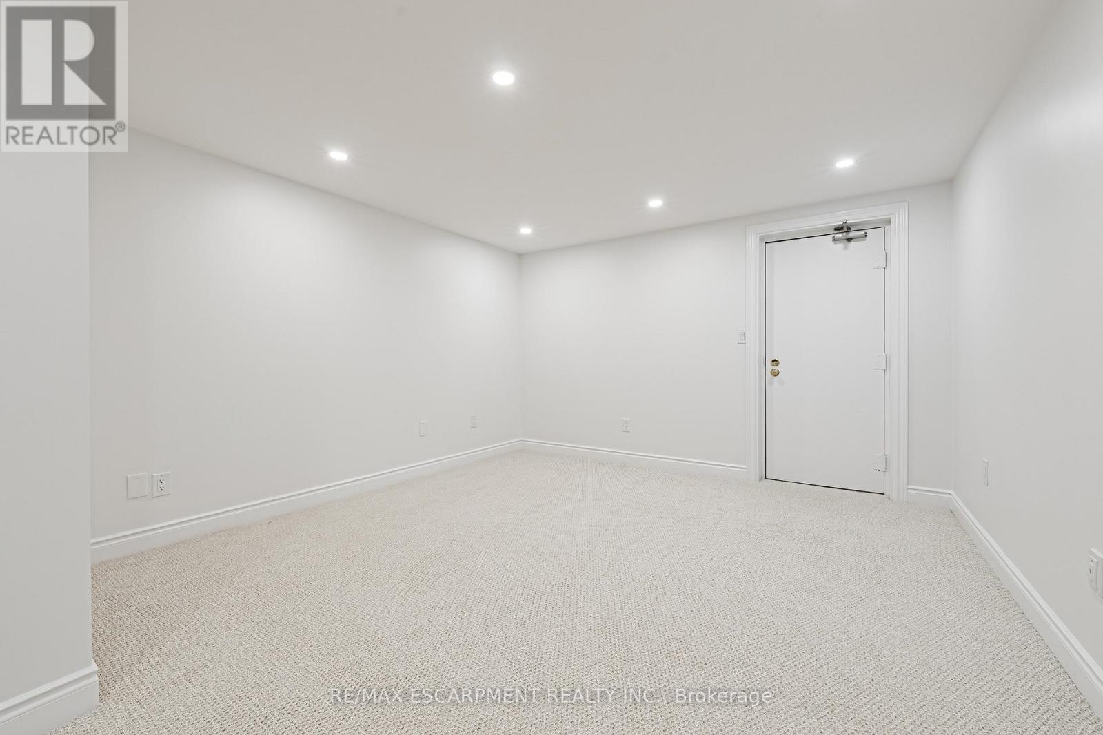 101 - 895 Maple Avenue, Burlington, Ontario L7S 2H7 - Photo 8 - W13061256