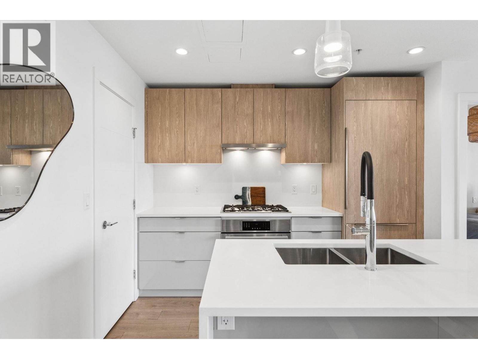 603 108 E 8th Street, North Vancouver, British Columbia  V7L 0H1 - Photo 7 - R3122477