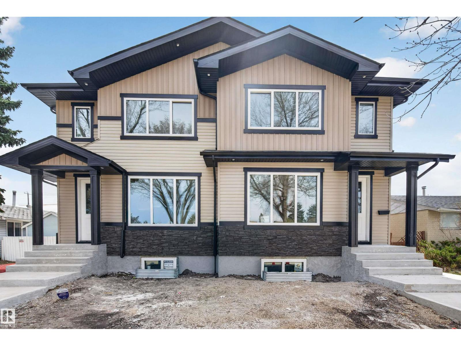 10707-09 128 AV NW, edmonton, Alberta