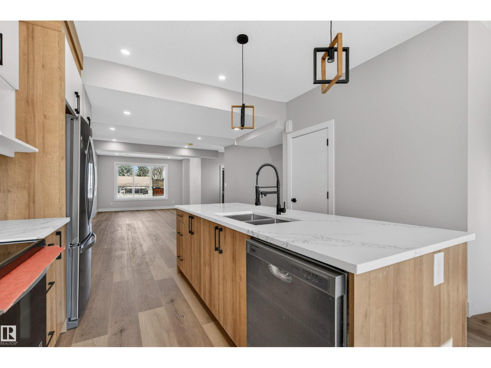 10707-09 128 Av Nw, Edmonton, Alberta  T5E 0J4 - Photo 10 - E4487116