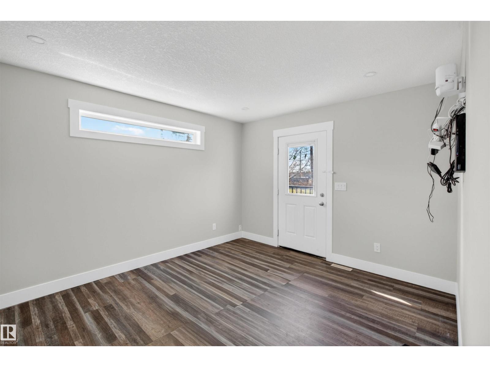 10707-09 128 Av Nw, Edmonton, Alberta  T5E 0J4 - Photo 32 - E4487116