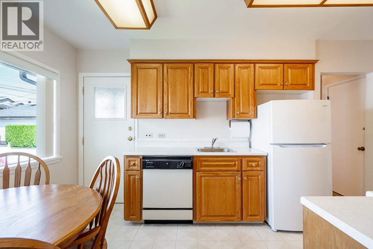 4533 Venables Street, Burnaby, British Columbia  V5C 3A6 - Photo 9 - R3122445