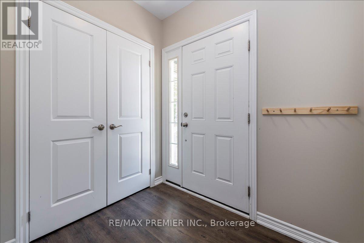36a 48th Street S, Wasaga Beach, Ontario  L9Z 1Y3 - Photo 4 - S13088970