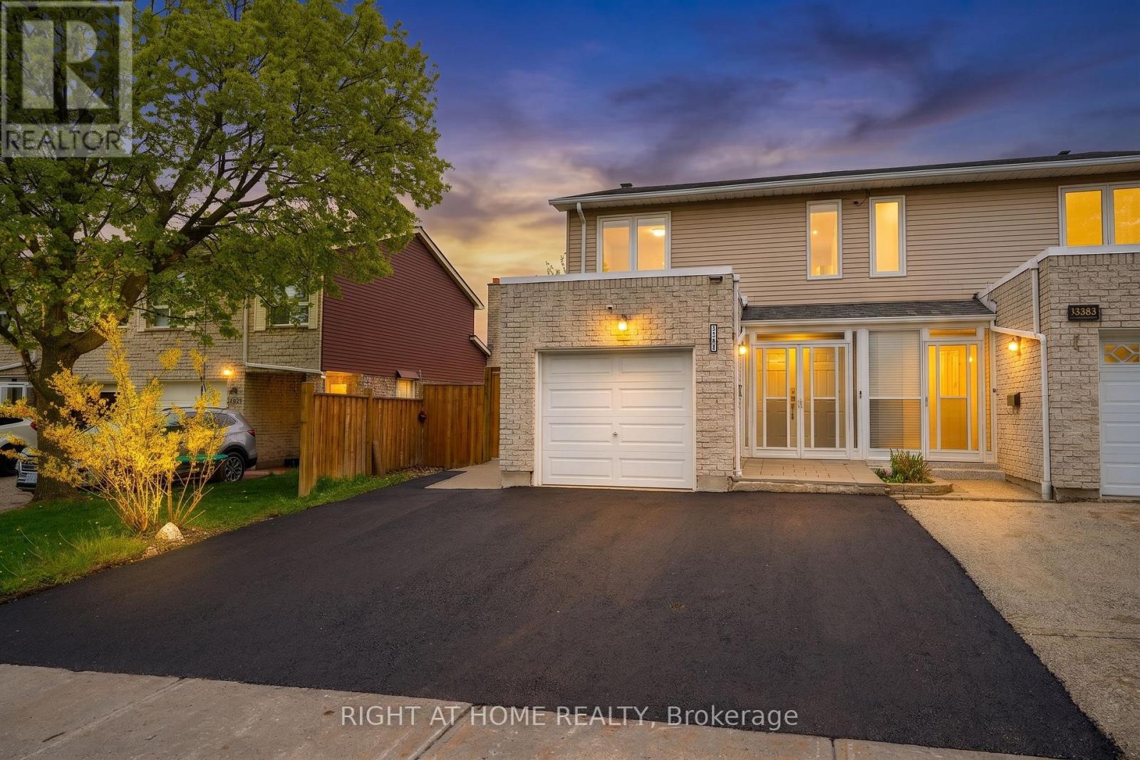 3305 Burdock Place, Mississauga, Ontario  L5A 4B7 - Photo 1 - W13094156