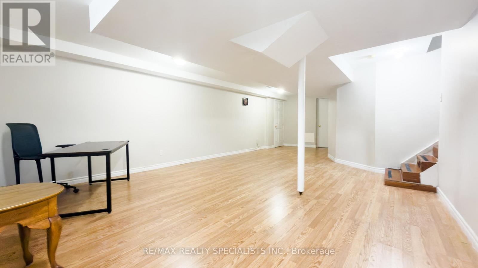 27 Hiberton Crescent, Brampton, Ontario  L7A 3E2 - Photo 11 - W13103066