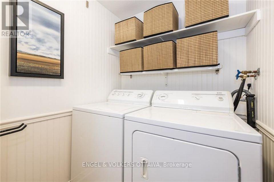 223 Carruthers Avenue, Ottawa, Ontario  K1Y 1N8 - Photo 12 - X12965638