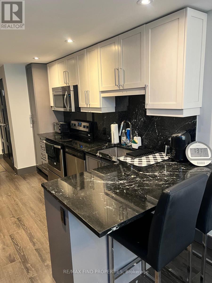 2709 - 330 Phillip Street, Waterloo, Ontario  N2L 3W9 - Photo 12 - X12921084