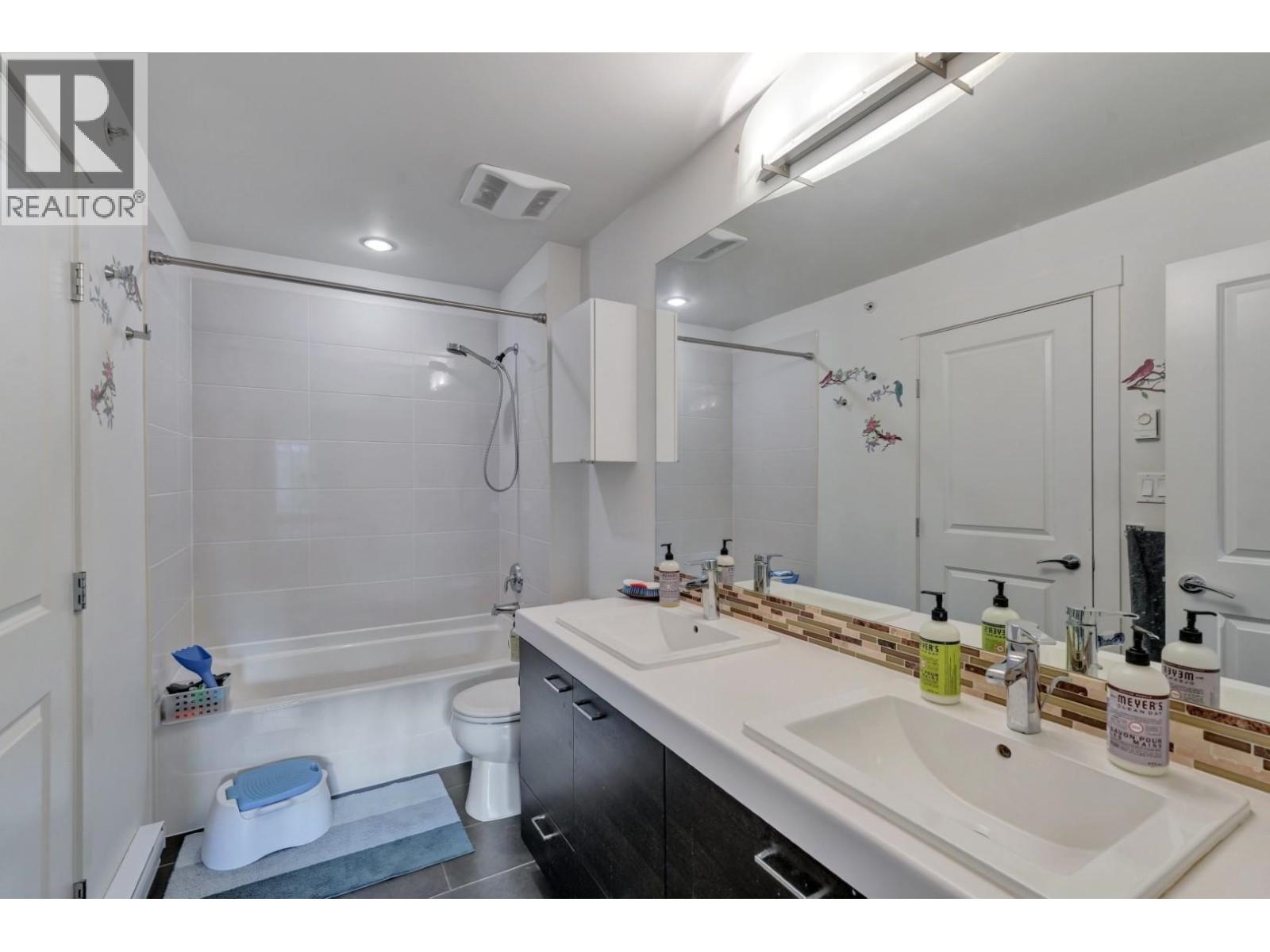 38 3010 Riverbend Drive, Coquitlam, British Columbia  V3C 0B8 - Photo 21 - R3122480