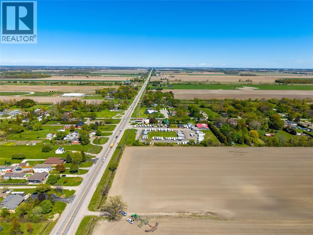 2053 London Line, Sarnia, Ontario  N7T 7H2 - Photo 12 - 26010738