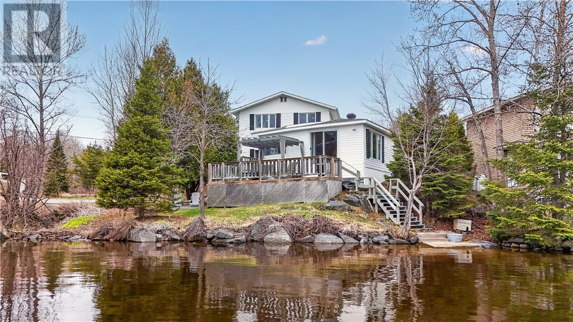 6 Eugenie Road, Azilda, Ontario  P0M 1B0 - Photo 34 - 2127678