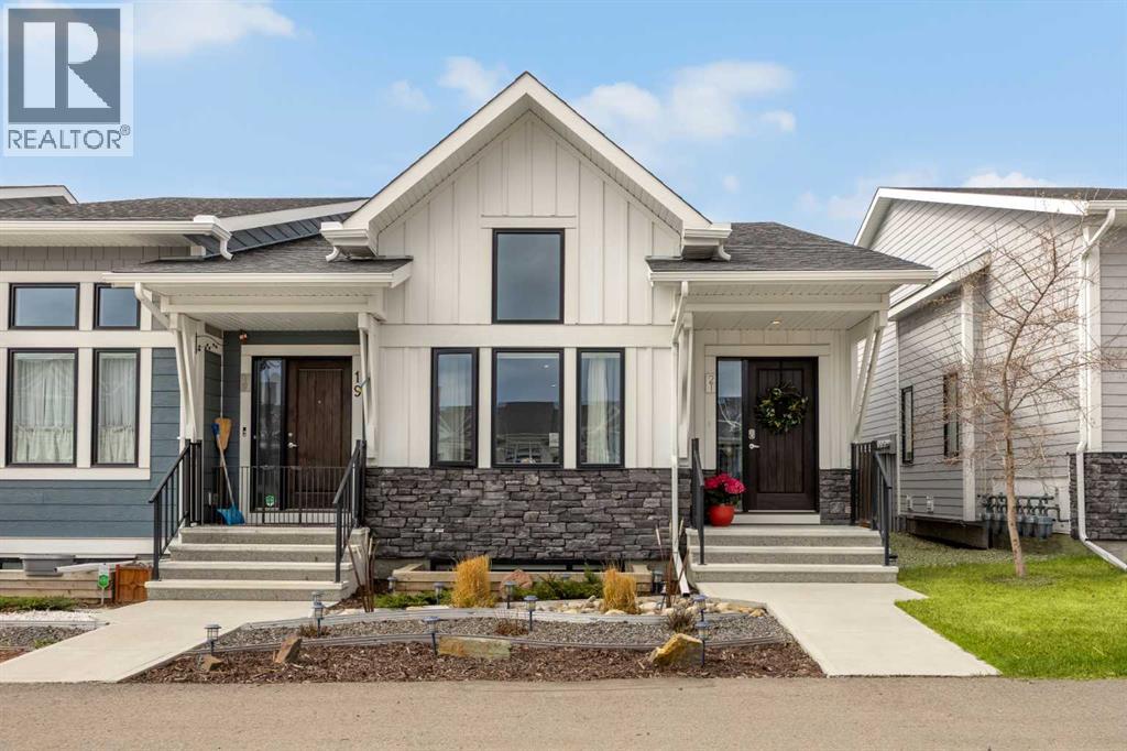21 D'Arcy Boulevard, Okotoks, Alberta