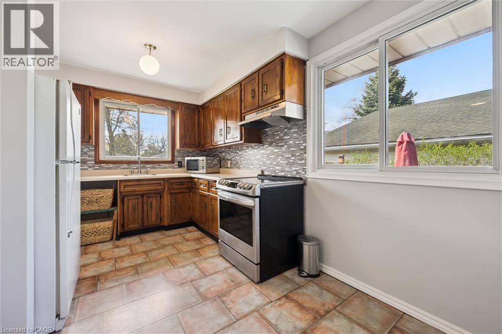 176 Holborn Drive, Kitchener, Ontario  N2A 2E5 - Photo 14 - 40827436