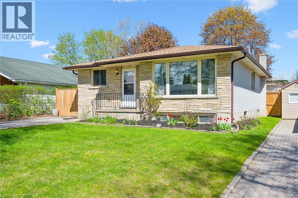 176 Holborn Drive, Kitchener, Ontario  N2A 2E5 - Photo 3 - 40827436