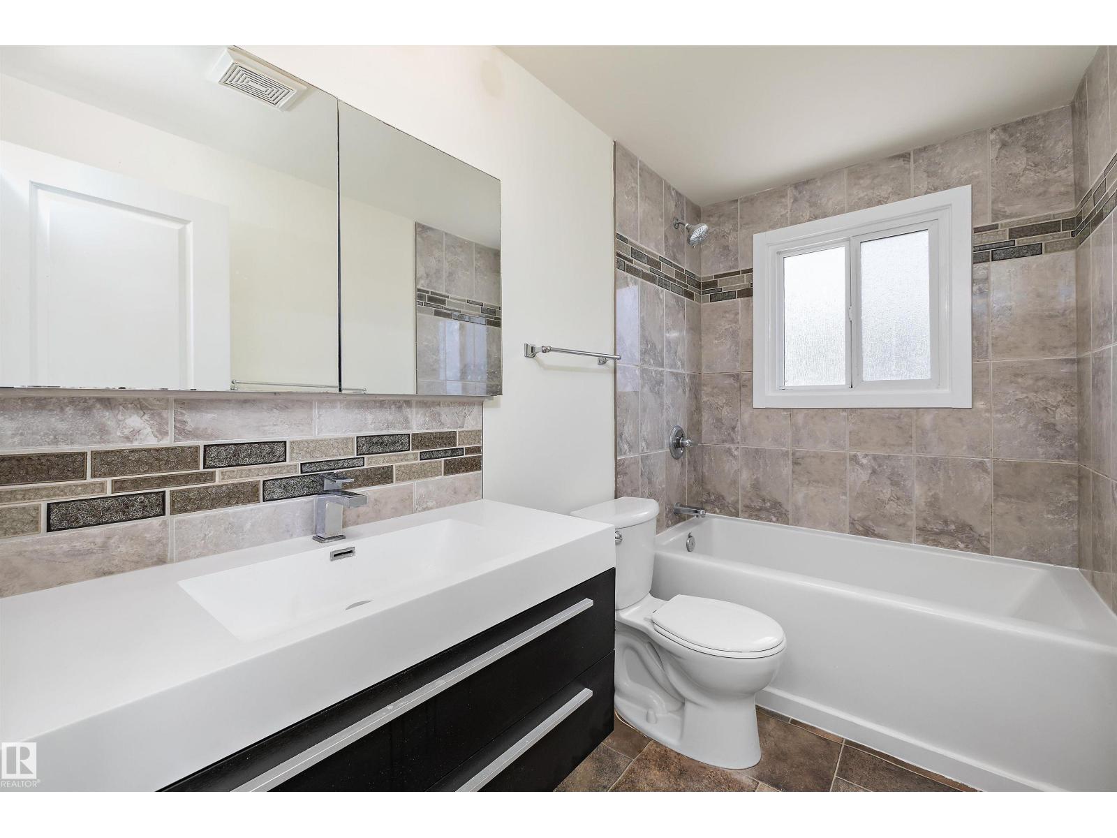 4207 113 St Nw, Edmonton, Alberta  T6J 1L2 - Photo 24 - E4487118